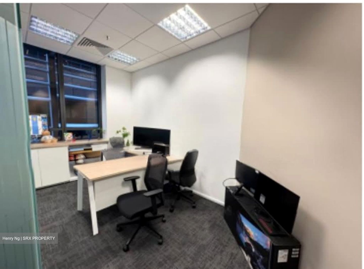 PLUS (D1), Office #568248271